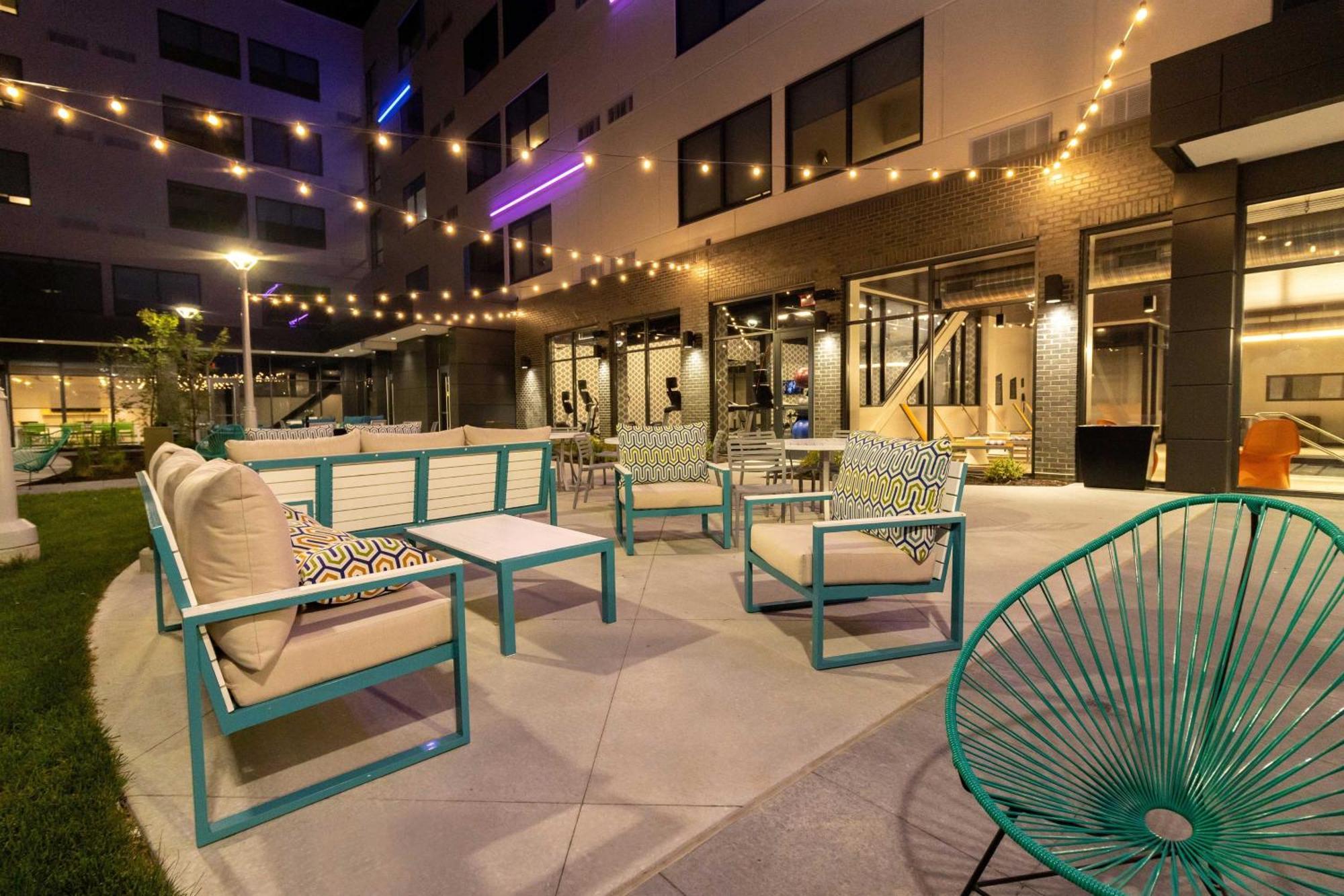 Aloft St. Louis Cortex المظهر الخارجي الصورة